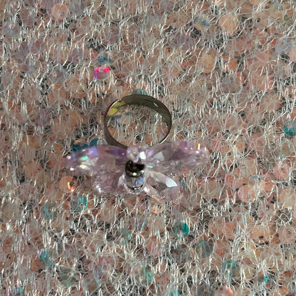 🦋Butterfly Crystal Ring🦋 - Picture 2 of 2